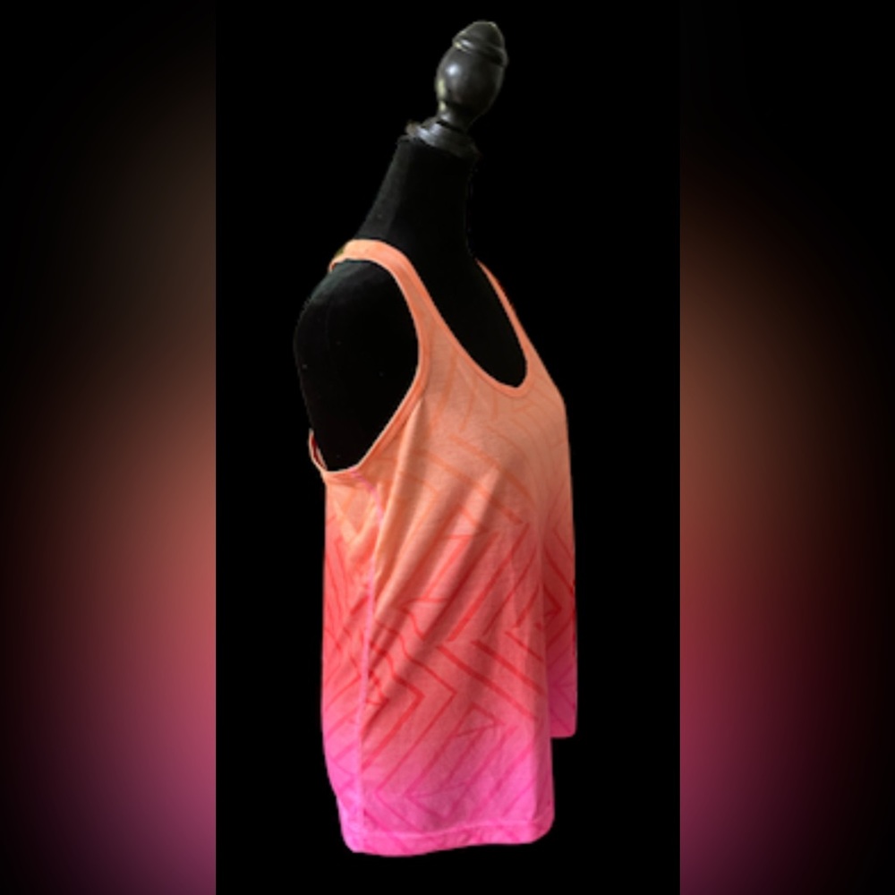 Xersion: Muscle Tank Top - Picture 3 of 14
